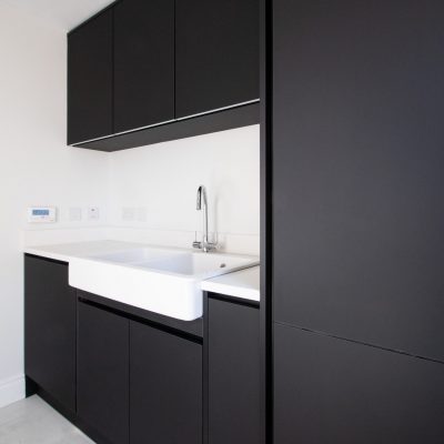 Black Kitchen 8