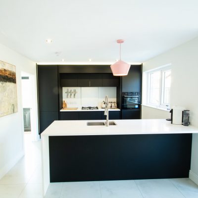 Black Kitchen 1